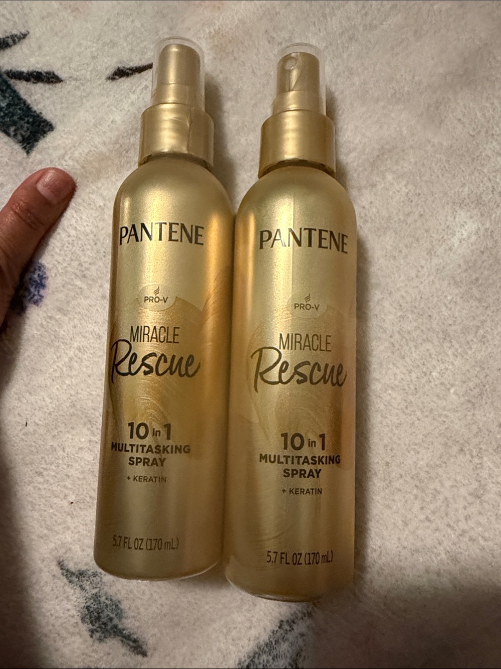 Pantene Miracle Rescue 10-in-1 Multitasking Spray — Gold